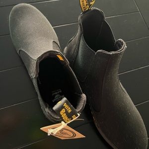 Dr Marten Women’s Makela Chelsea Boot